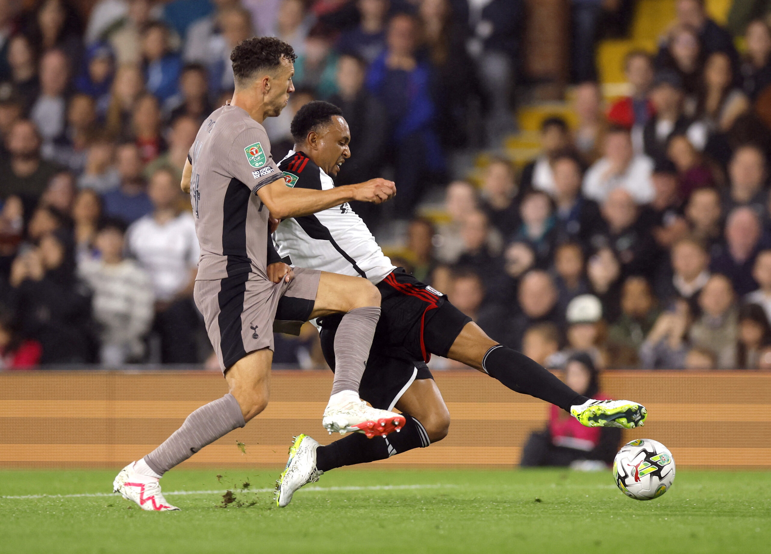 Tottenham's League Cup Exit: Fulham's Penalty Shootout Victory
