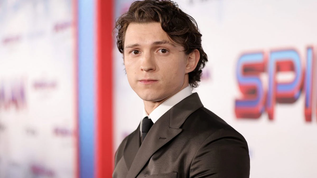 Tom Holland Biography – Life, Age, Career, Networth, Movies